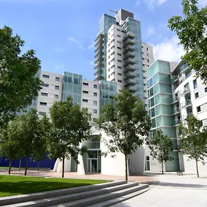 Hotel apartamentowy Marlin Bridge - Empire Square