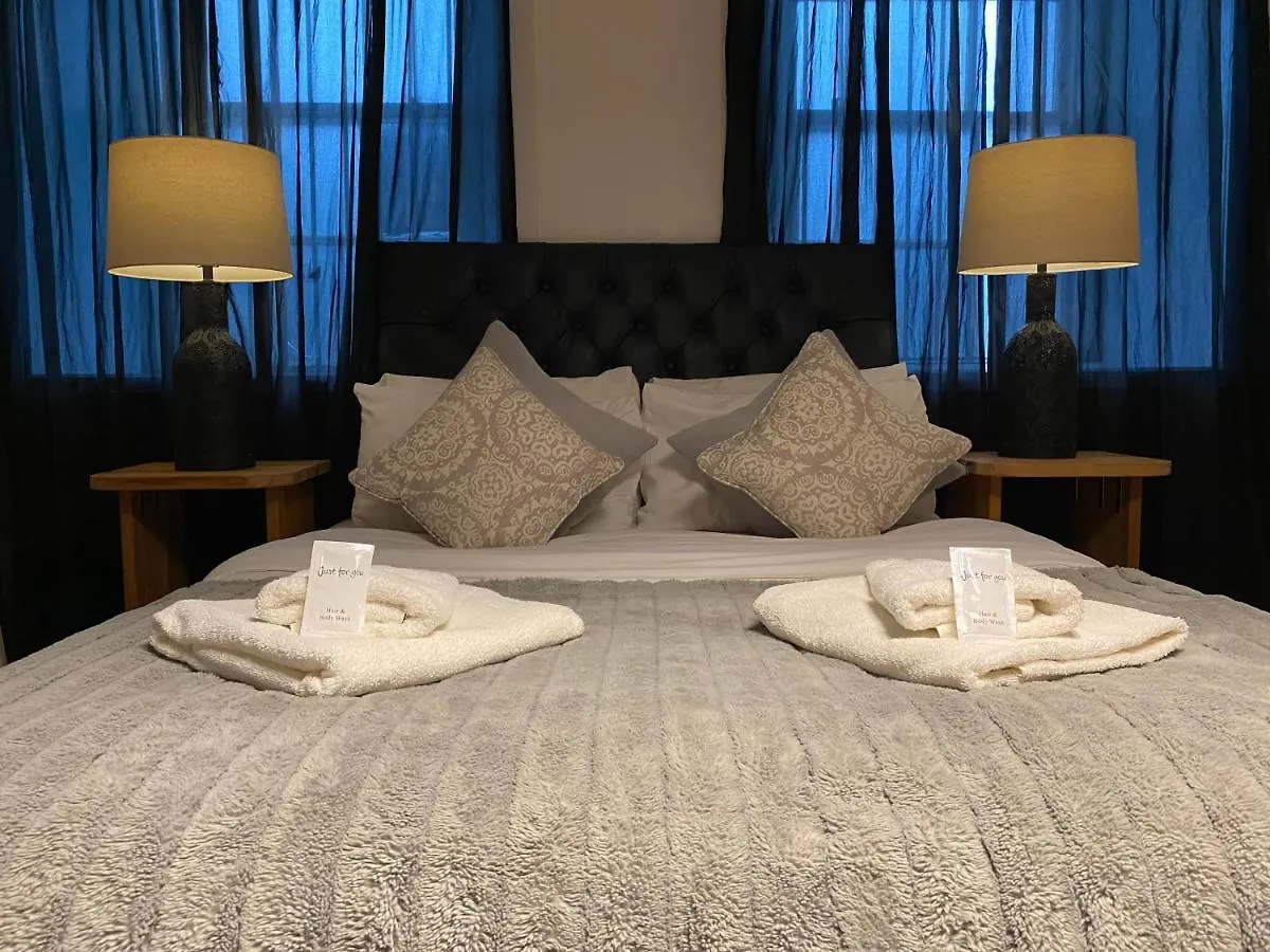 Queen Street Boutique Suites Edimburgo 5*,