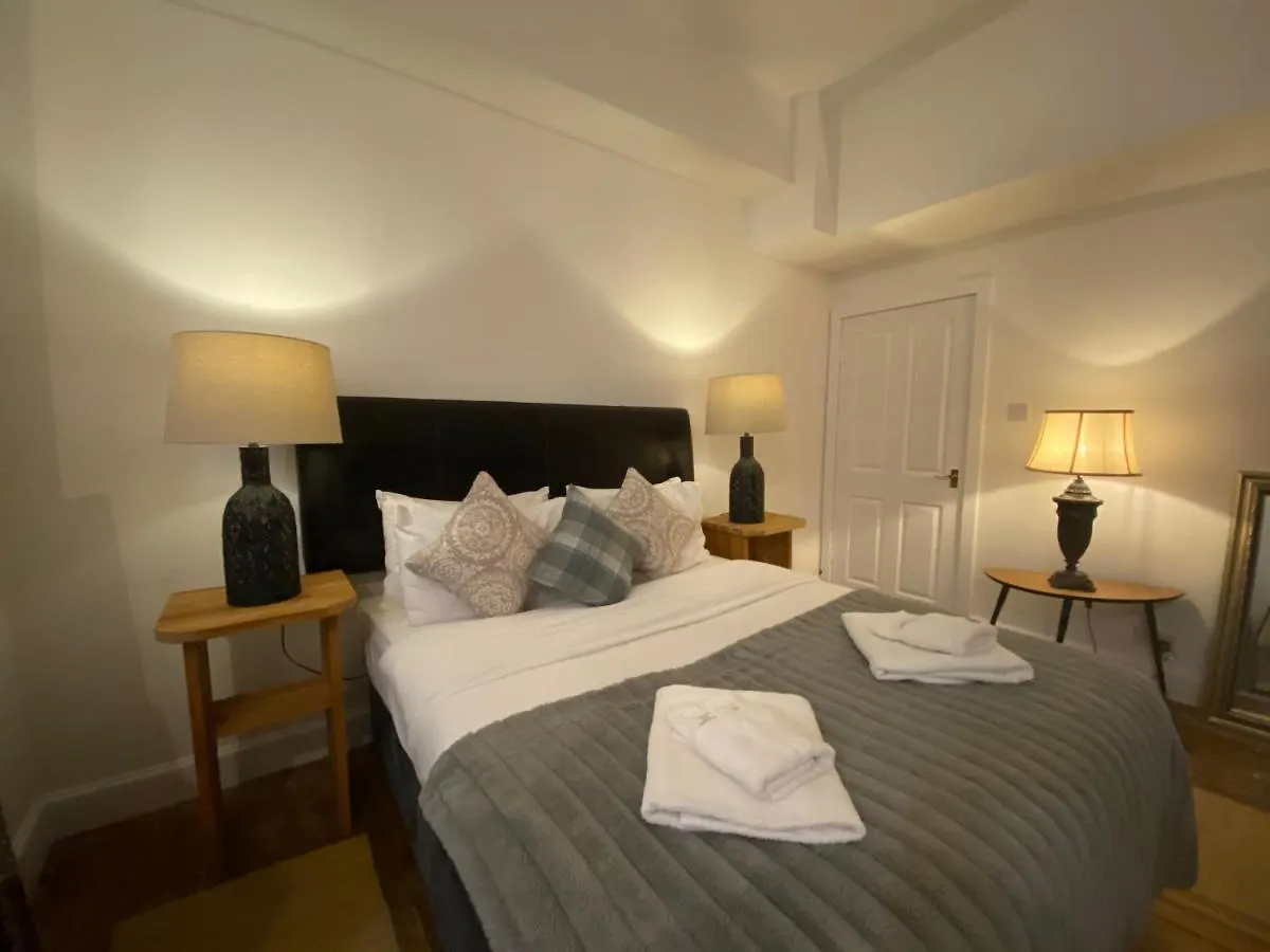 Апарт-отель Queen Street Boutique Suites Эдинбург